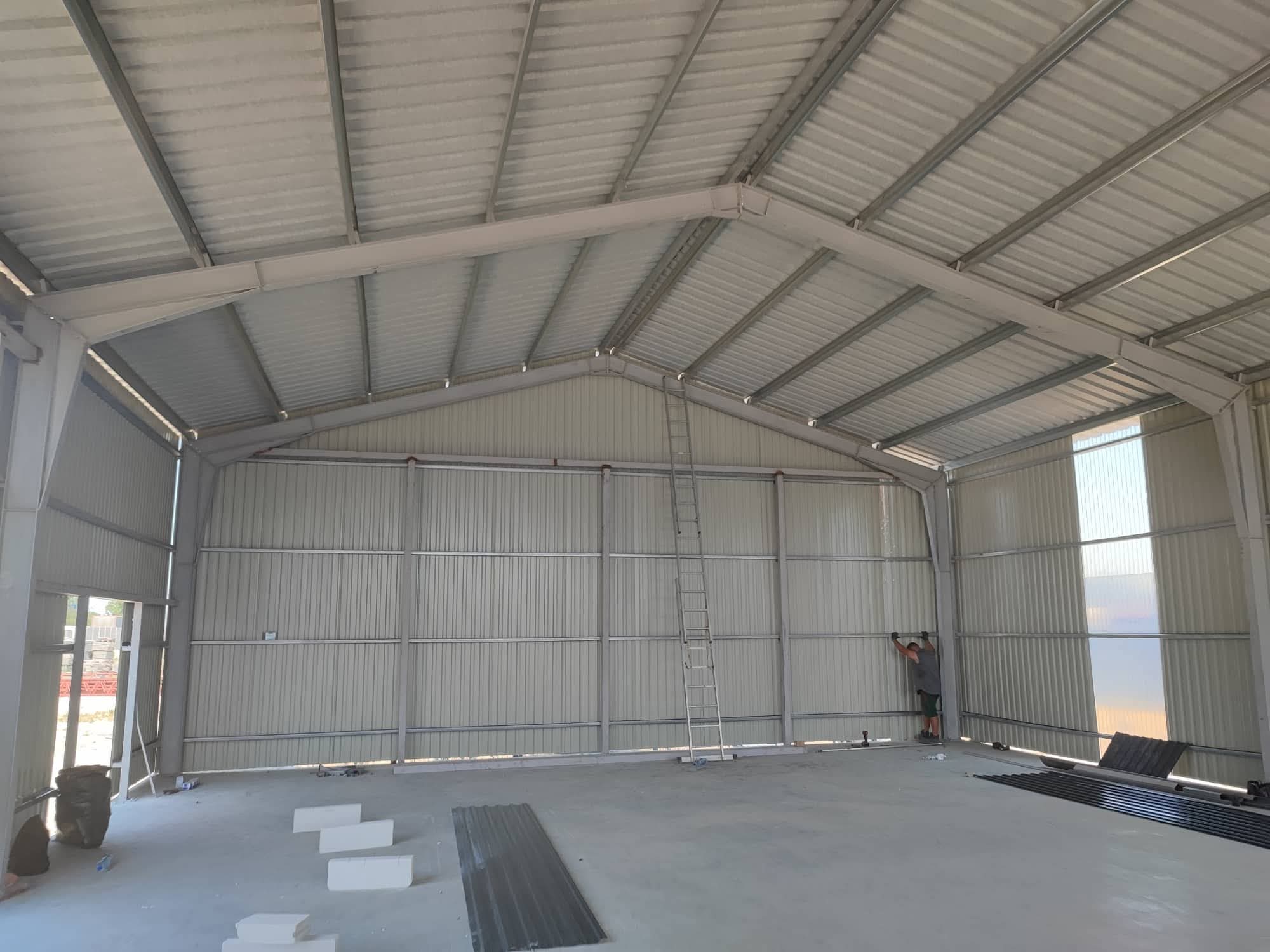 Acélvázas csarnok LGV Építők Miskolc