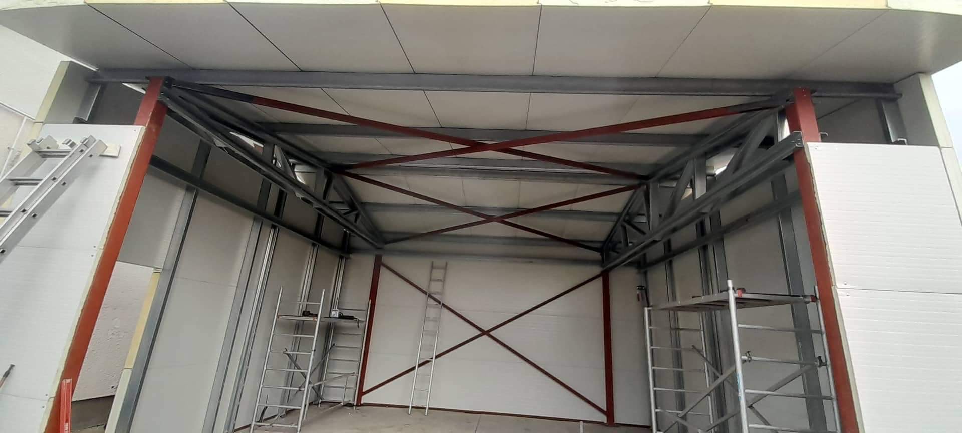 LGV építők könnyűszerkezetes garázs