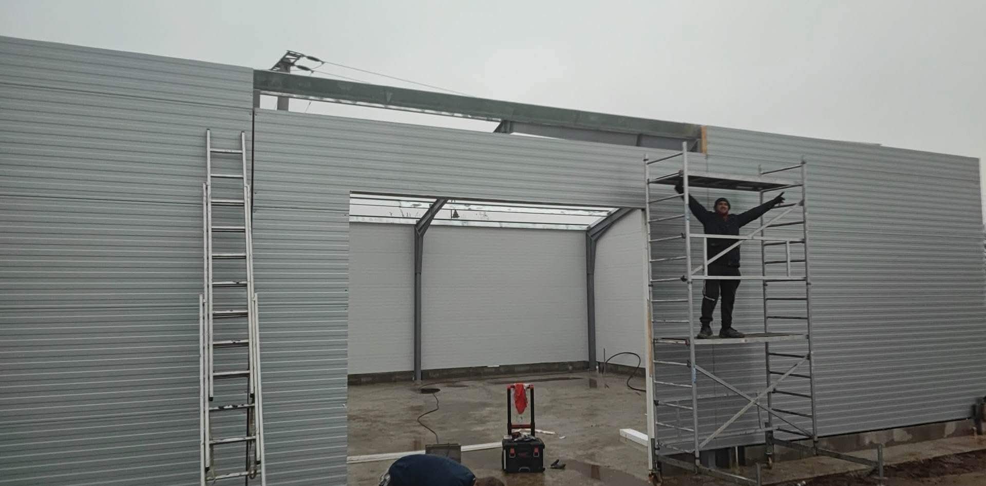 Szendvicspanel szerelés LGV Építők